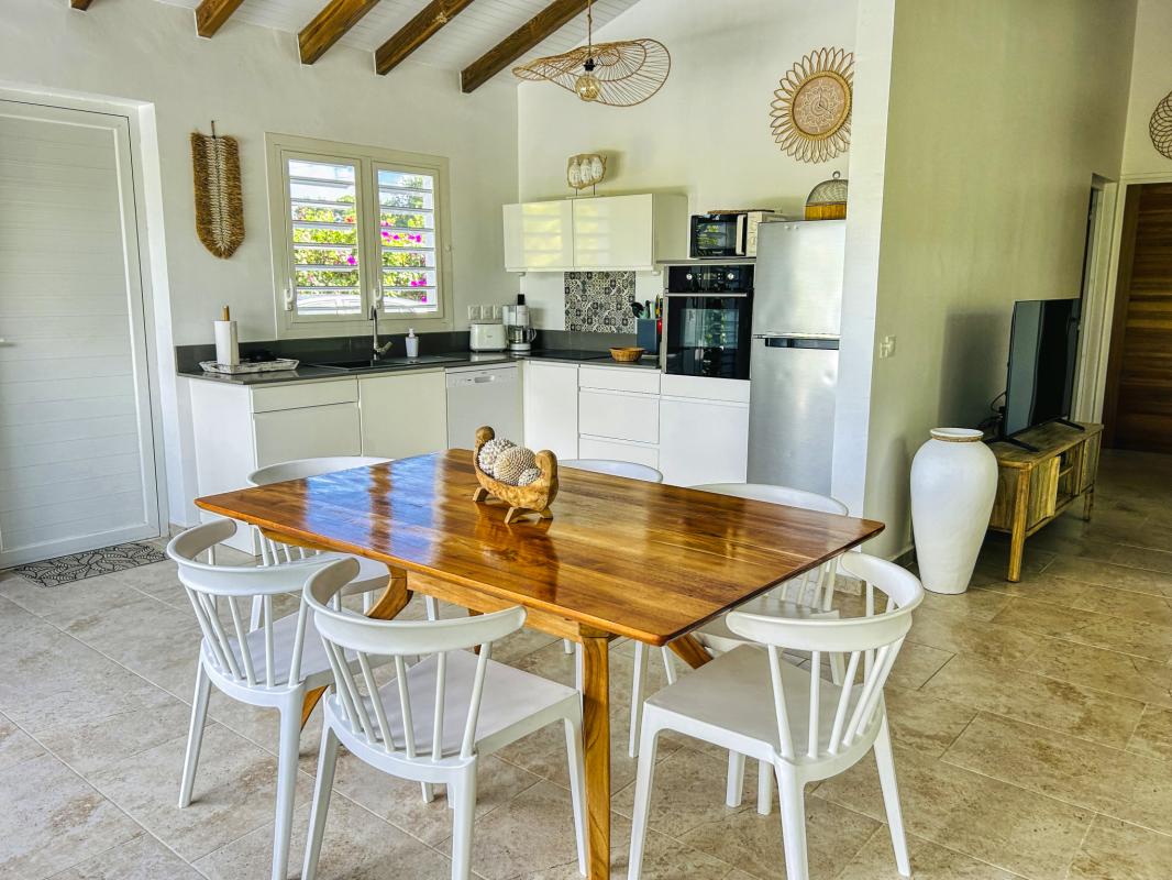 10.Location Villa piscine Saint François Guadeloupe_Pièce de vie